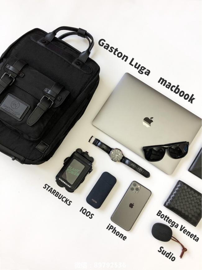 极简主义翻包记·what‘s in my bag？