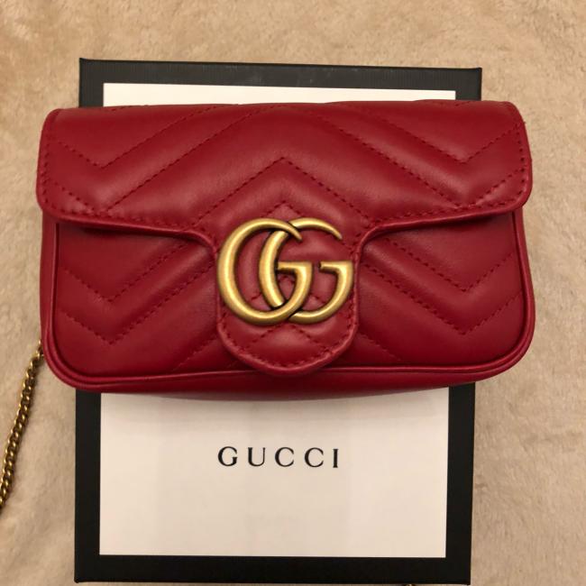 Gucci marmont super mini容量惊人！颜值和实用性兼具的su