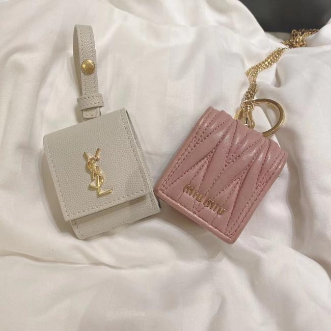 miumiu耳机包 ysl耳机包