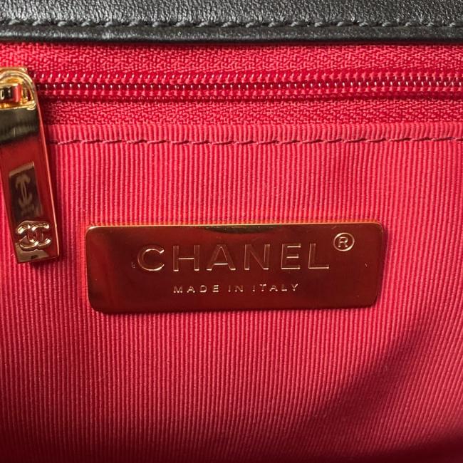 CHANEL首发 19bag双肩AS4223，经典时尚黑金配羊款式