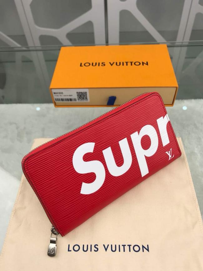 LV x Supreme M60305水波纹小号单拉钱包，顶级牛皮材质，耐用且充满活力