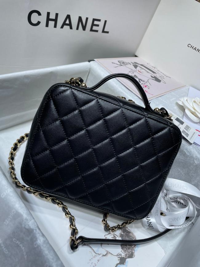 CHANEL 21K 小牛皮Vanity case，时尚潮流美爆款