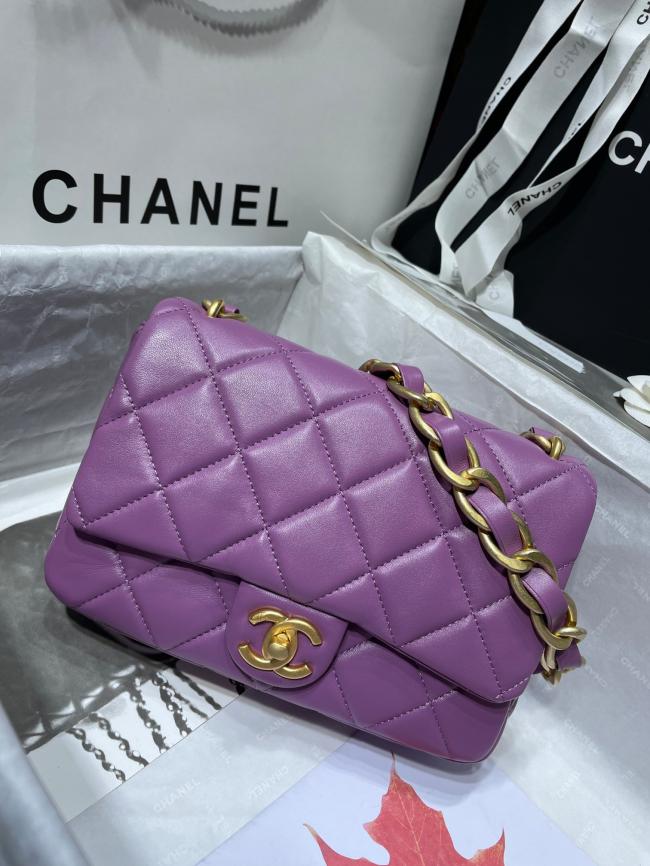 CHANEL 2022SS经典菱格口盖包中号链条手袋款式