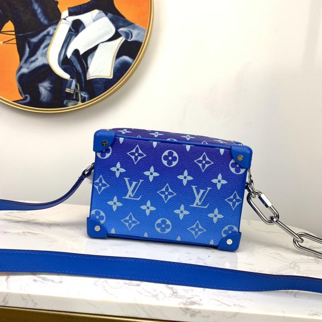 LV M68906 蓝色MINI SOFT TRUNK 手袋，古铜链带，复古五金