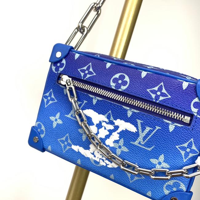 LV M68906 蓝色MINI SOFT TRUNK 手袋，古铜链带，复古五金