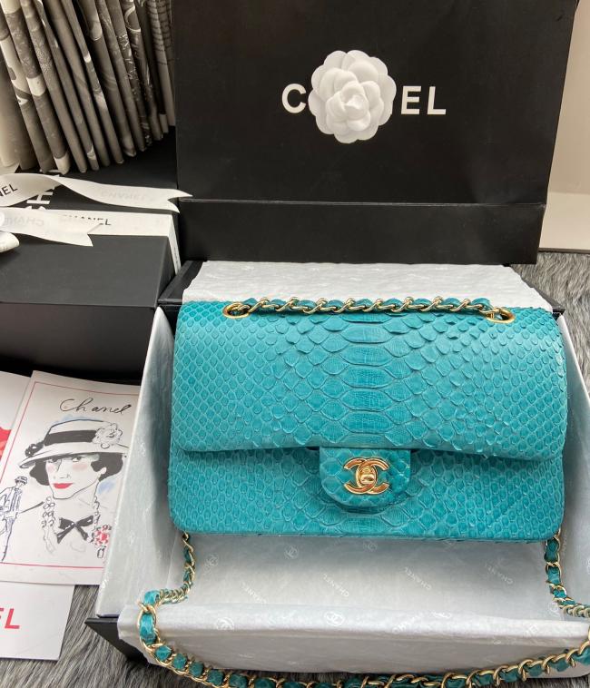 CHANEL 01112 南非蟒蛇顶级定制款，内饰鹿皮，金色五金配链条