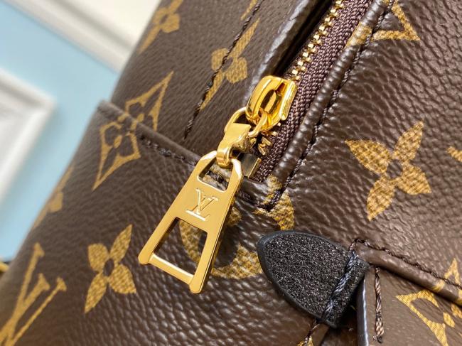 LV M44873 Nicolas Ghesquière Monogram帆布迷你背包