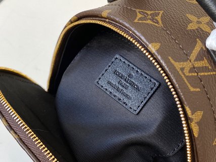 LV M44873 Nicolas Ghesquière Monogram帆布迷你背包