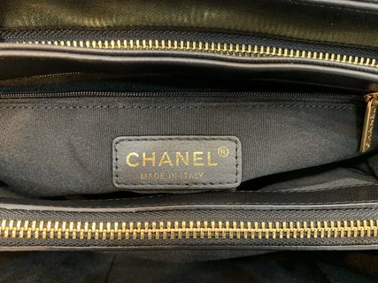 CHANEL 型号30 小羊皮五金款式，CHANEL购物袋出货，时尚休闲百搭