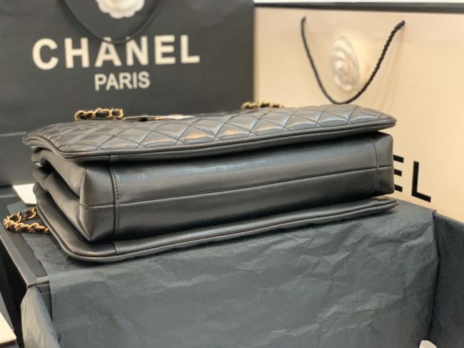 CHANEL 型号30 小羊皮五金款式，CHANEL购物袋出货，时尚休闲百搭