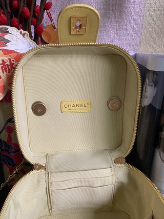 CHANEL 2020SS新设计化妆包1268，时尚实用多功能包