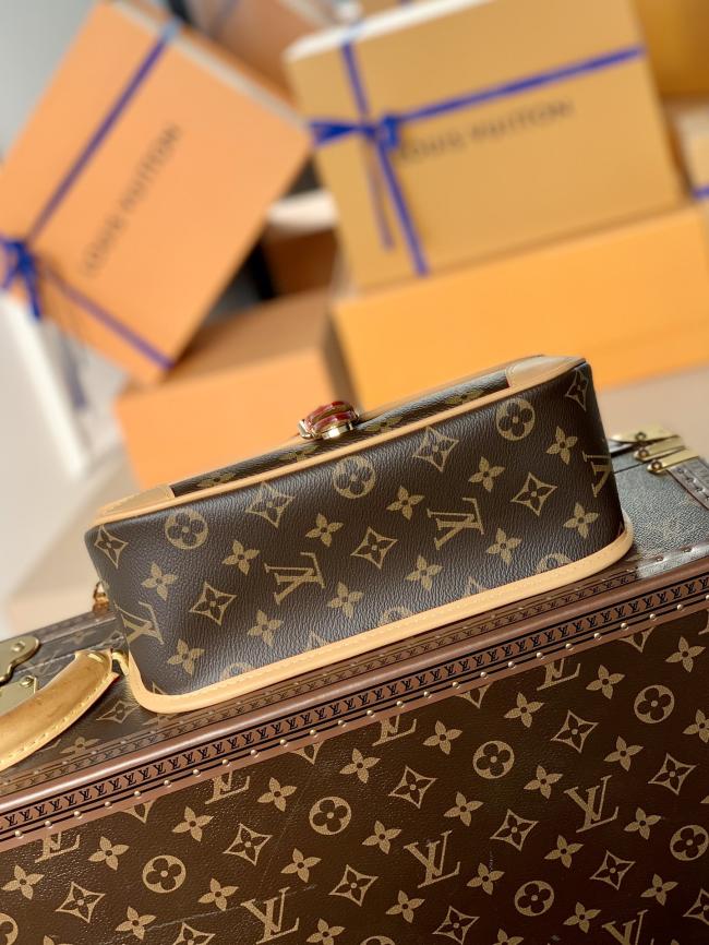 LV DIANE M45985 时尚皮质手袋