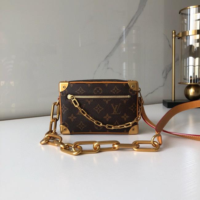 LV Mini Soft Trunk M68906：男女通用Monogram标志性手袋