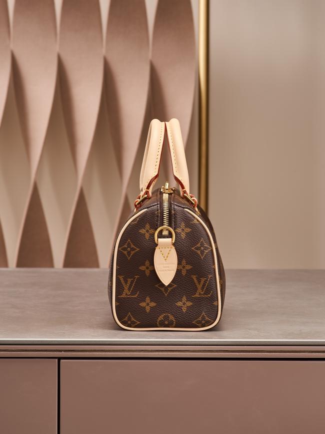 LV Speedy 新品系列 20cm 宽肩带设计完美款式