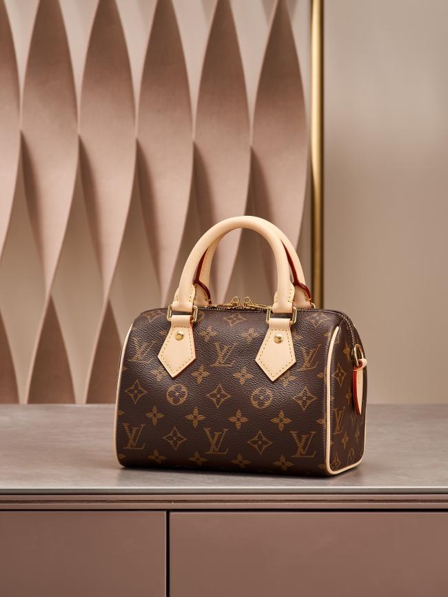 LV Speedy 新品系列 20cm 宽肩带设计完美款式