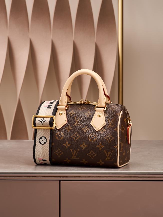 LV Speedy 新品系列 20cm 宽肩带设计完美款式