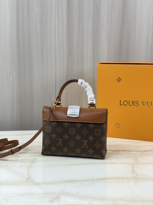 LV Locky BB M44654 Monogram帆布和牛皮小号手袋