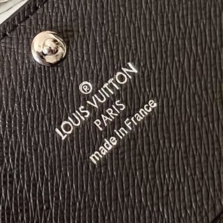 LV M63338黑花Damier Graphite名片夹，精致时尚轻便收纳