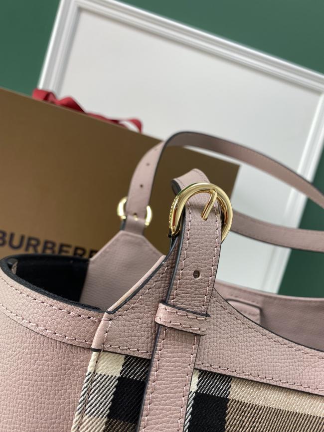 Burberry The Canter 坎特手袋 小牛皮意大利工坊制造