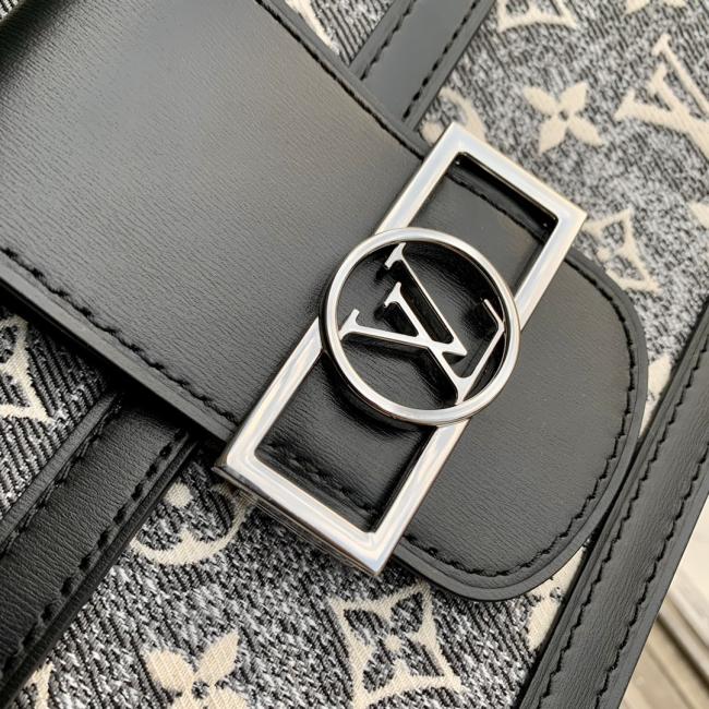 LV Dauphine M21458 中号手袋，2023 Cruise 早春秀场时尚主旨