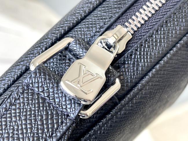 LV M30265 Alex BB Taïga 双色压纹邮差包