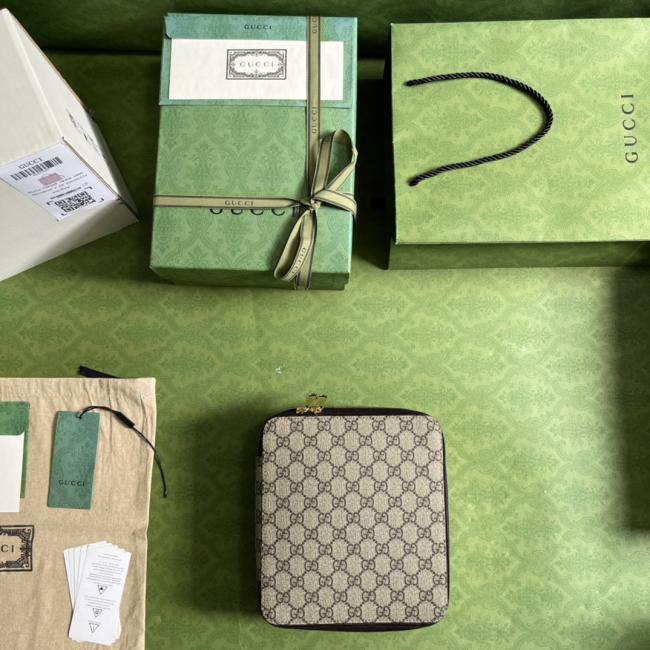 Gucci GG 7266 中号方包，GG Supreme系列高端旅行款式