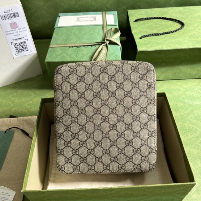 Gucci GG 7266 中号方包，GG Supreme系列高端旅行款式