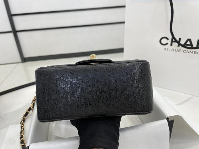 CHANEL Classic Flap 鱼子酱小牛皮包01115