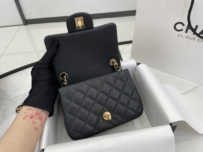 CHANEL Classic Flap 鱼子酱小牛皮包01115