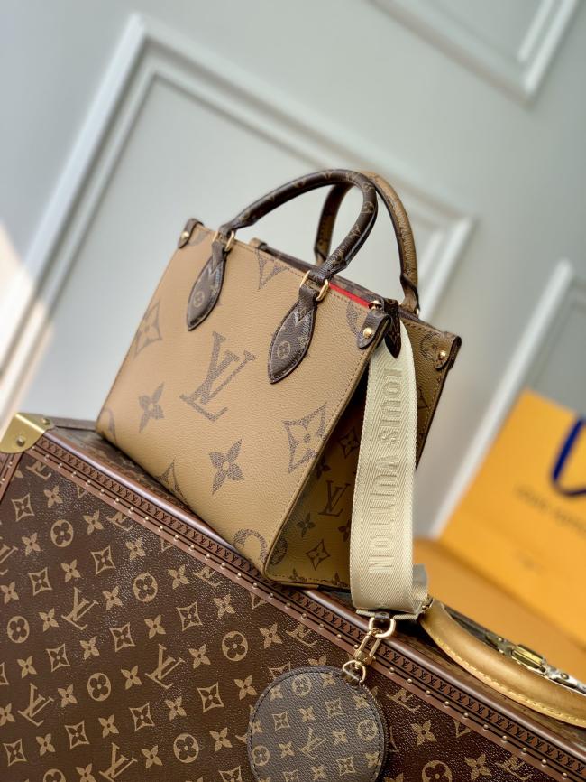 LV OnTheGo小号手袋 Monogram和Monogram Reverse帆布 路易威登新款