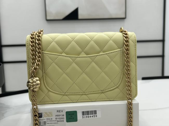 CHANEL A68138 23s 山茶花小羊皮斜挎包