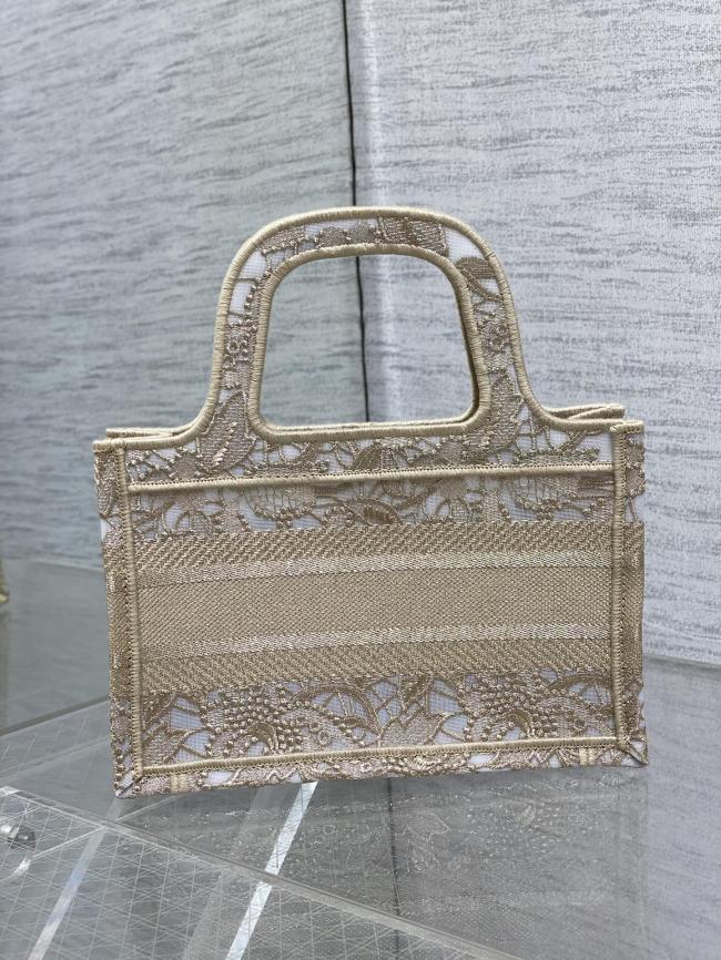 CHANEL超迷你蕾丝Tote 8001款式