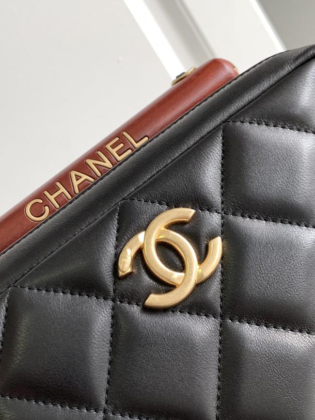 香奈儿 Chanel el2023 达喀尔手工坊黑色枣红色包包款式，非洲元素设计