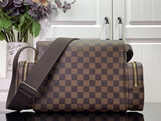 LV N51126 Damier Ebène 中古相机包，适合都市男士