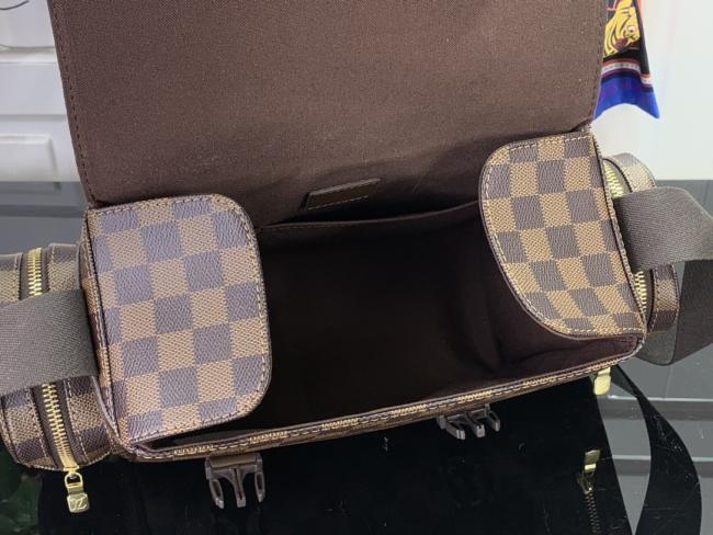 LV N51126 Damier Ebène 中古相机包，适合都市男士