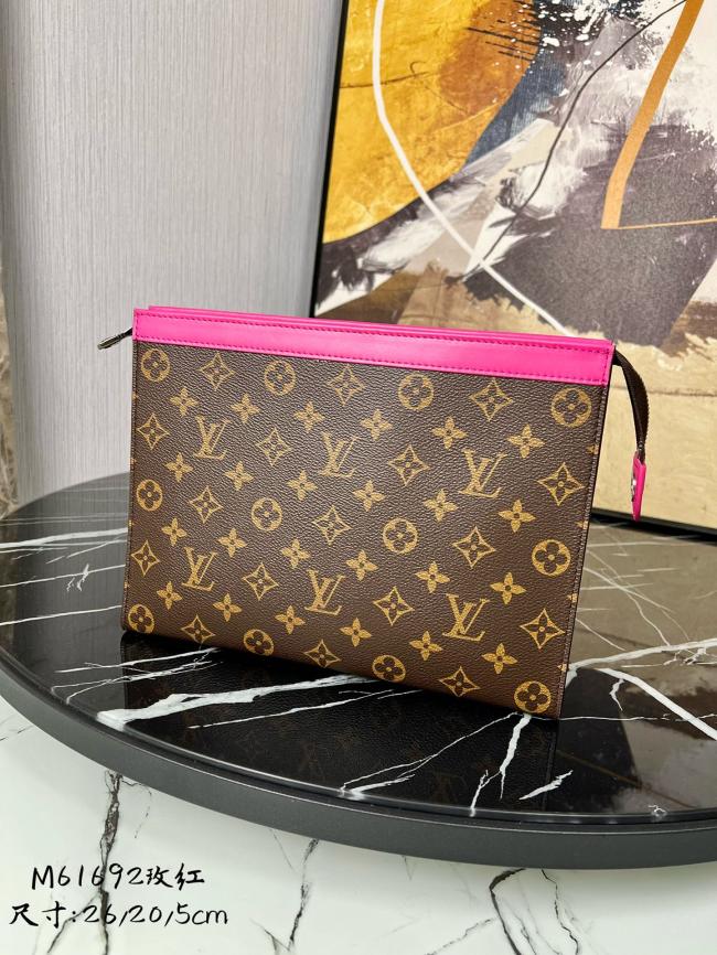 LV M61692玫红Monogram Eclipse帆布Pochette Voyage中号手袋