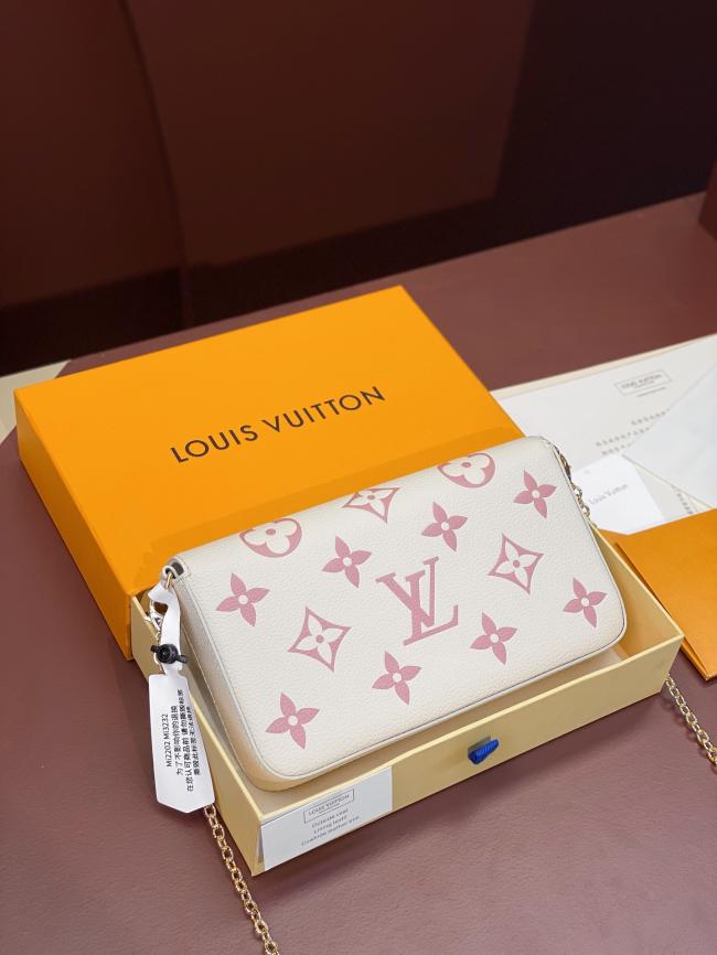 LV Félicie Pochette M82047 奶白色 Monogram Empreinte By The Pool链条包