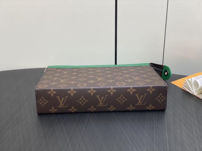 LV M61692 M82854 Pochette Voyage中号手袋新款介绍