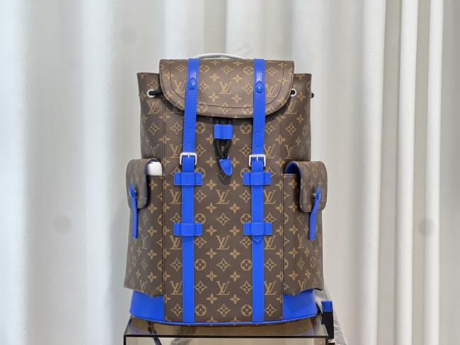 LV Christopher Monogram Macassar 中号双肩包，时尚俊朗，侧袋设计方便